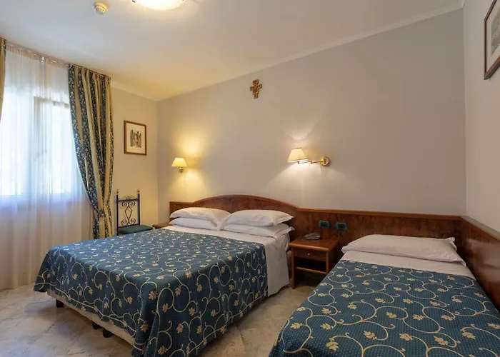 מלון Elda אסיסי